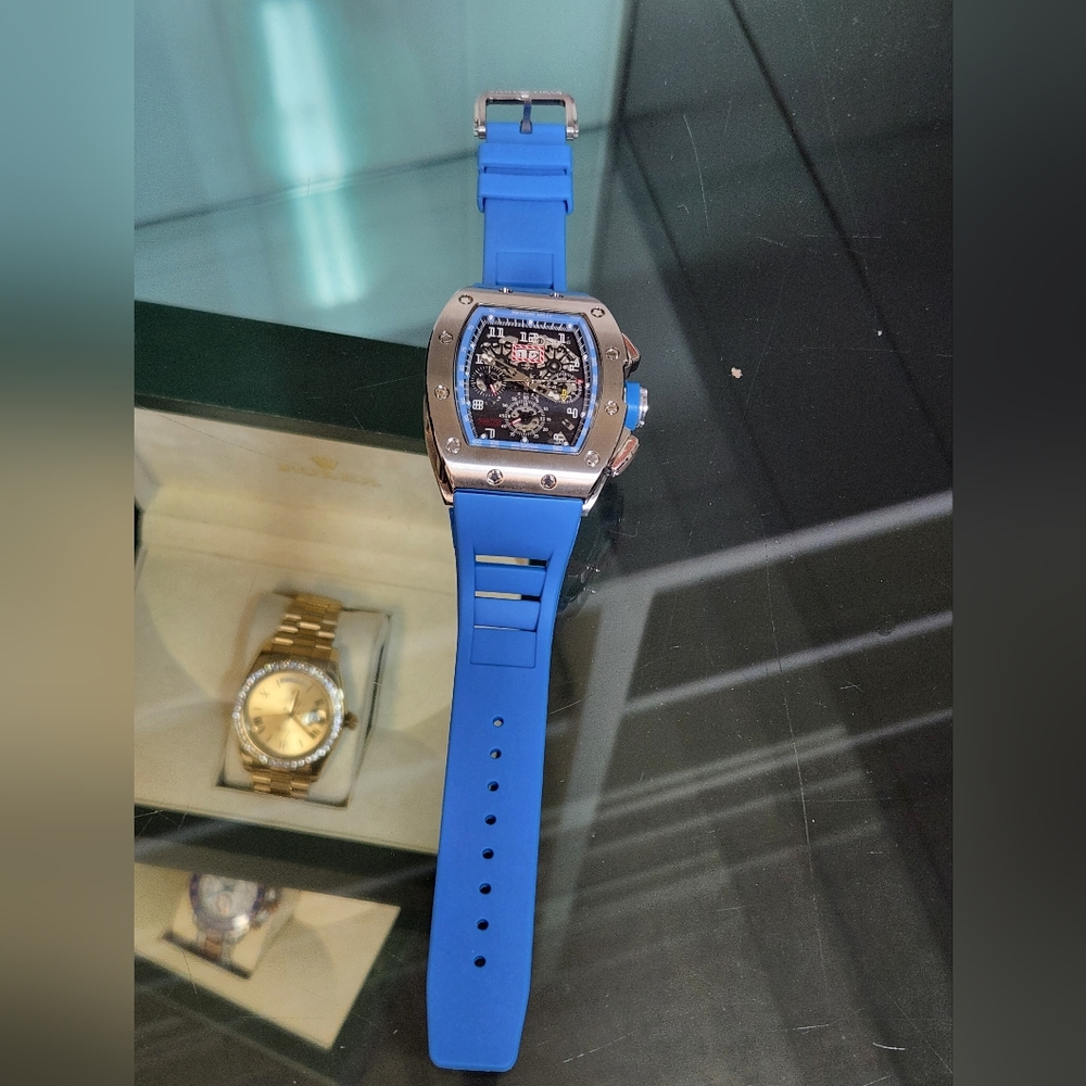 Blue Dial & Strap Men's Chronograph Watch - Picture 8 of 8